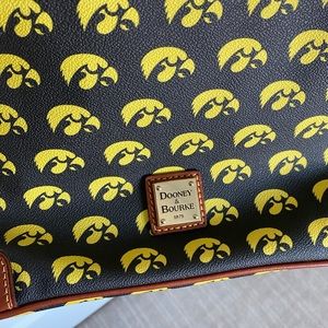 New Dooney & Bourke Iowa Hawkeye print bag